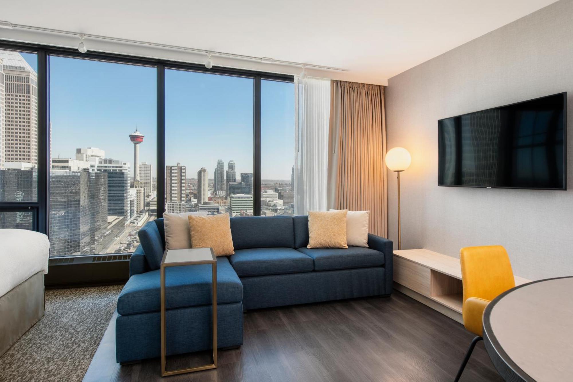 By Marriott Downtown/beltline District Hotel Calgary