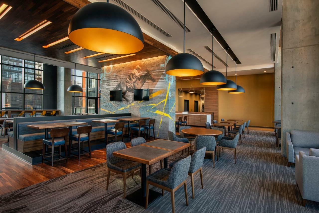 By Marriott Downtown/beltline District 3* Calgary